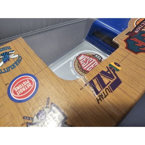 1995 Ertl Collectibles Tip-Off Collection MN Timberwolves Ford Pickup Truck Bank - Picture 9 of 9